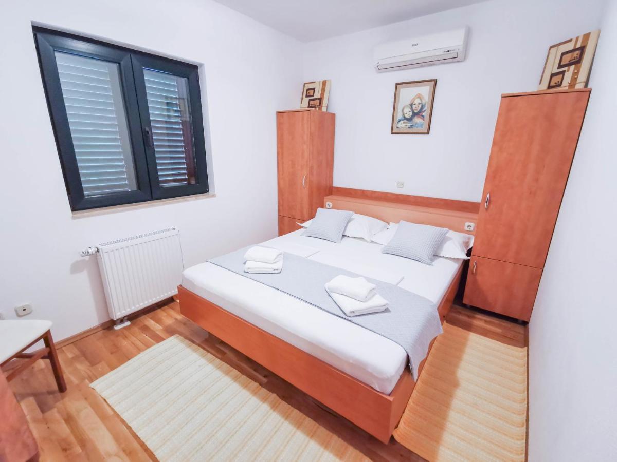 Apartments Vukovic Vanja Makarská Exteriér fotografie
